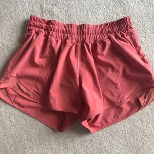 Lululemon hotty hot shorts 4”